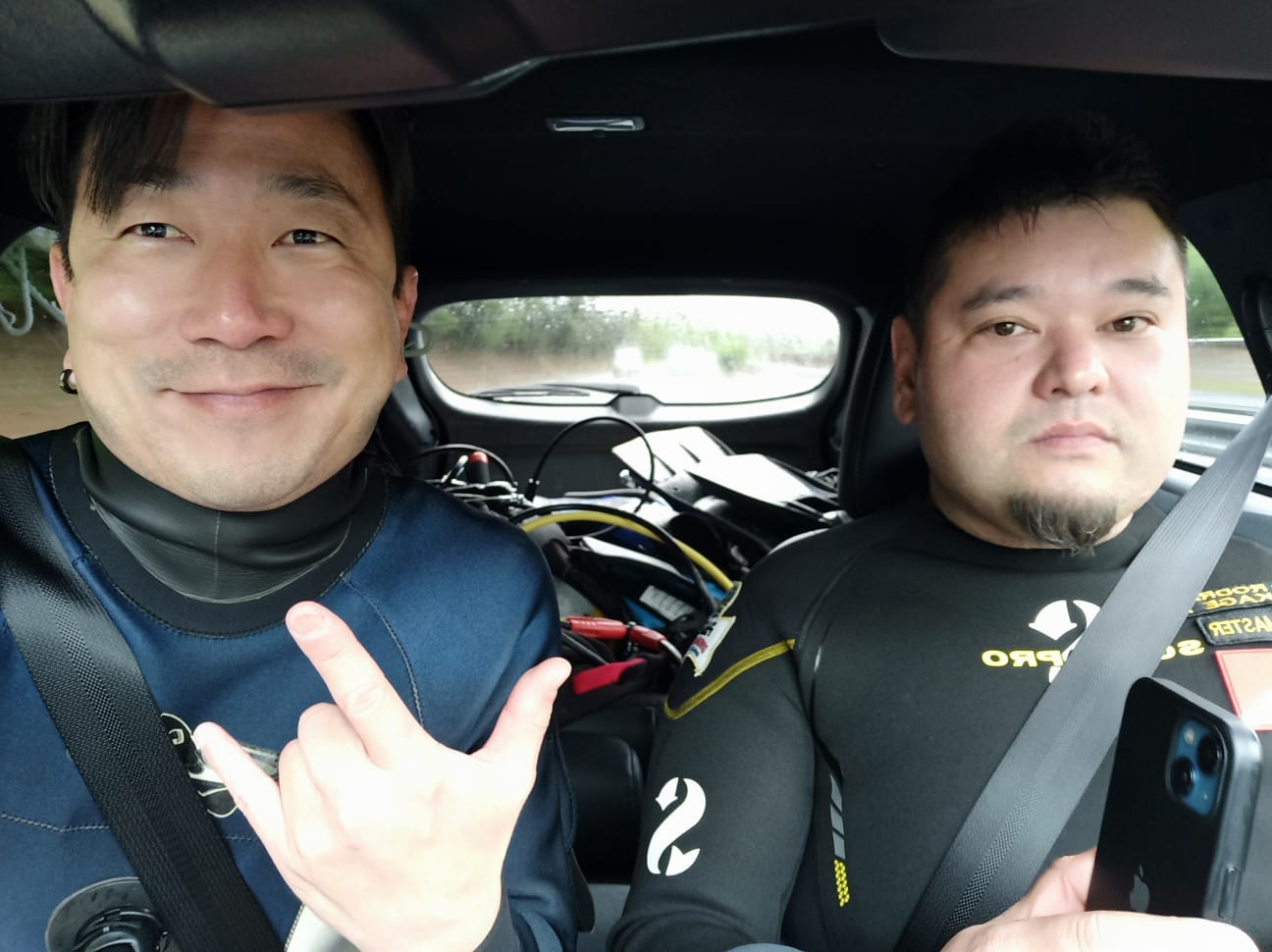 Francis Otake — PADI Divemaster, aluno da KAGE DIVING TEAM, foto tirada em Okinawa